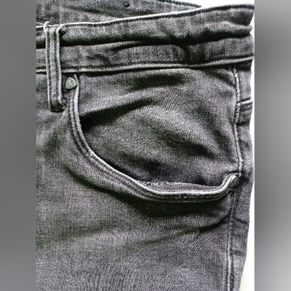 A Kut From The Kloth Distressed Boyfriend Denim Jeans - Picture 5 of 15